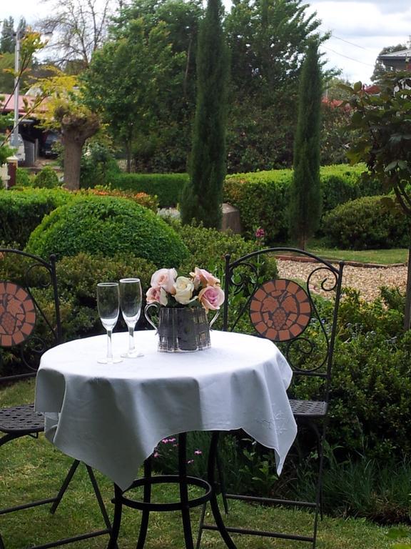 Barnsley House Bed And Breakfast Beechworth Eksteriør billede