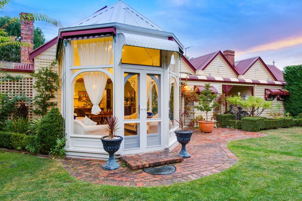 Barnsley House Bed And Breakfast Beechworth Eksteriør billede