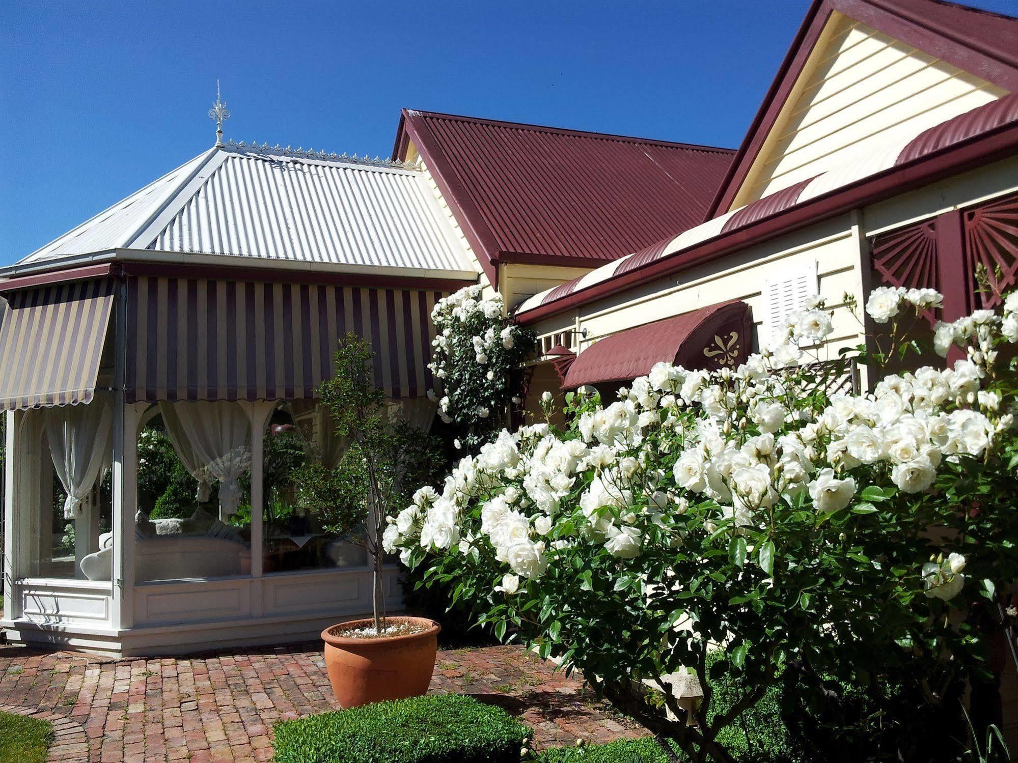 Barnsley House Bed And Breakfast Beechworth Eksteriør billede